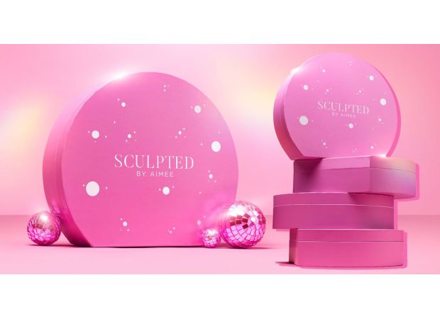 Get 40% off Aimee's Surprise Beauty Box, available for a limited time with exclusive products.