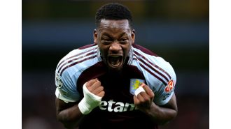 Arsenal offers large sum of money to acquire striker from competing Premier League team.