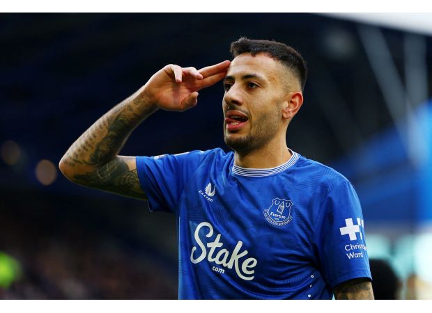 Update on Dwight McNeil's injury before Everton faces West Ham.