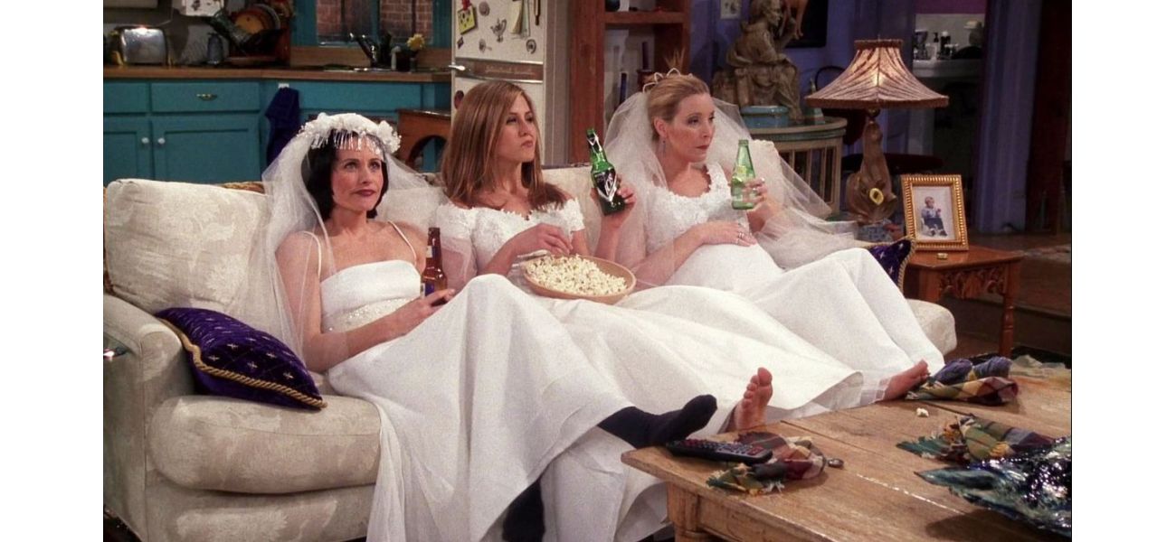 Fans of Friends are upset after seeing a major inconsistency in the show that went unnoticed for 30 years.