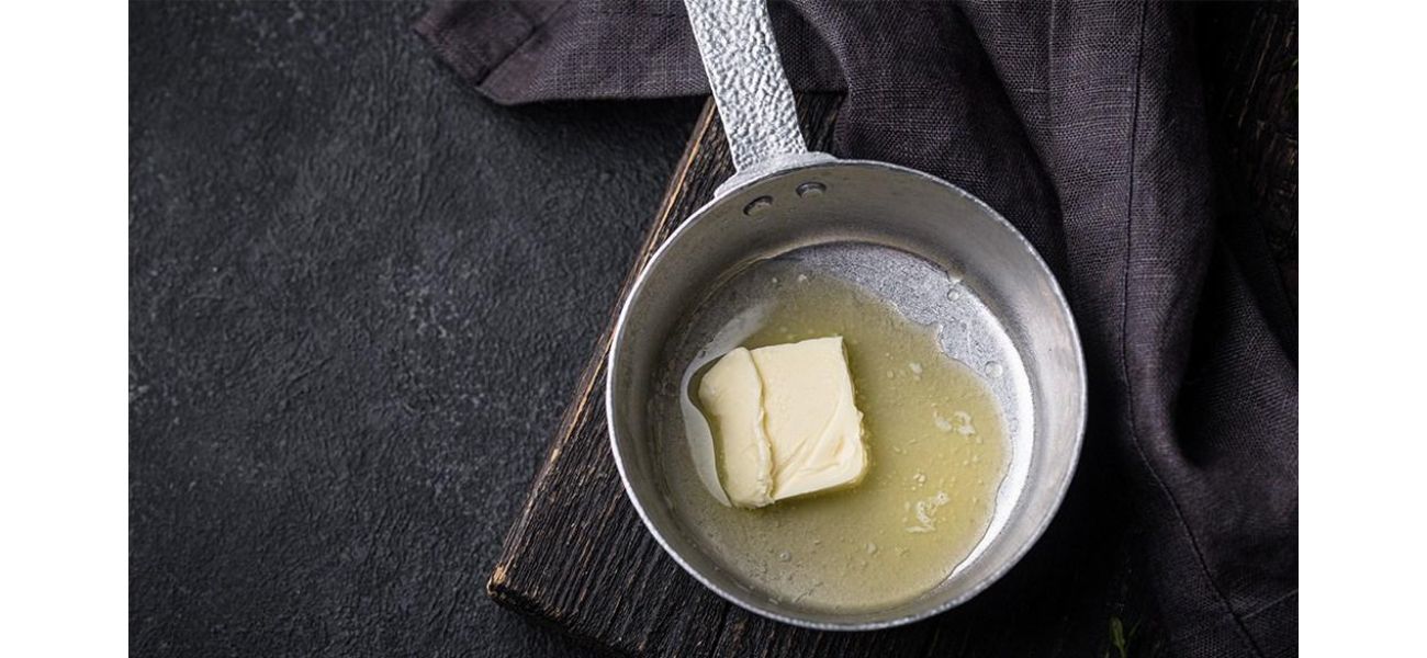 Make sure your butter stays melted by using these high-quality butter warmers.