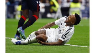 Real Madrid player Eder Militao injured during game against Osasuna.