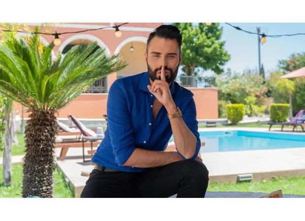 Rylan Clark reveals a secret that impresses on dates.