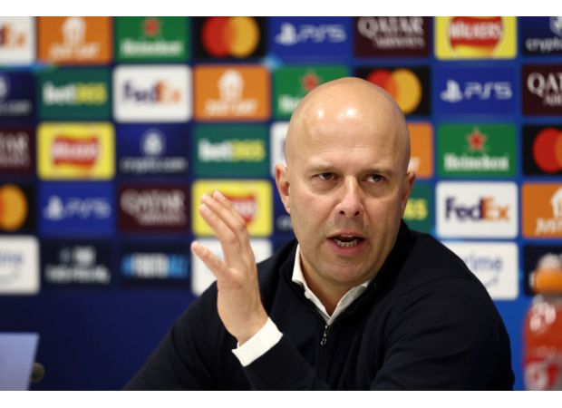 Liverpool supporters worried about future of vital player due to contract update.