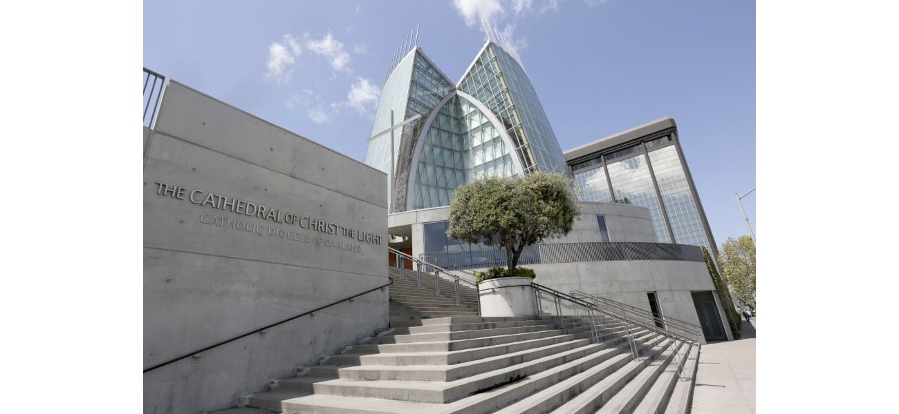 Oakland Diocese offers $117M+ compensation fund for clergy abuse; victims' lawyers denounce as fraudulent.