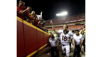 Renck suggests that the 2015 Broncos taught a lesson on silencing Arrowhead Stadium, and wonders what the current team can learn from it.