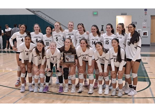 St. Francis defeats St. Ignatius to claim CCS Open Division title in girls volleyball.