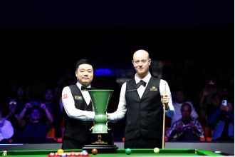 Ding Junhui wins International Championship, defeating Chris Wakelin and breaking his title drought.