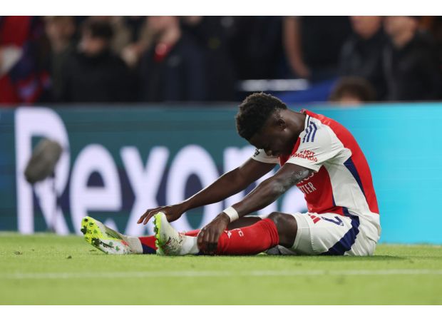 Mikel Arteta shares concerning updates on injuries to Bukayo Saka and Declan Rice.
