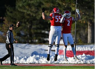 Regis Jesuit easily beats Eaglecrest, advances to face Valor Christian in 5A state playoffs.