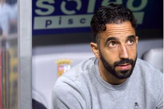 Man Utd considering adding Chelsea player to team in January under new manager Ruben Amorim.