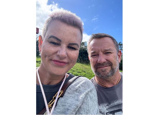 Kim's attempt to attend the Coldplay concert failed as she traveled 4000km to get there.