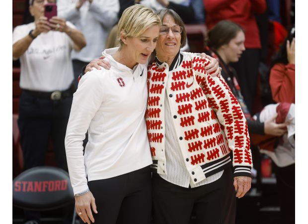 Stanford celebrates new court name with big victory against Gonzaga.