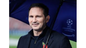 Frank Lampard, a legendary player for England and Chelsea, is close to making a surprising comeback as a manager.
