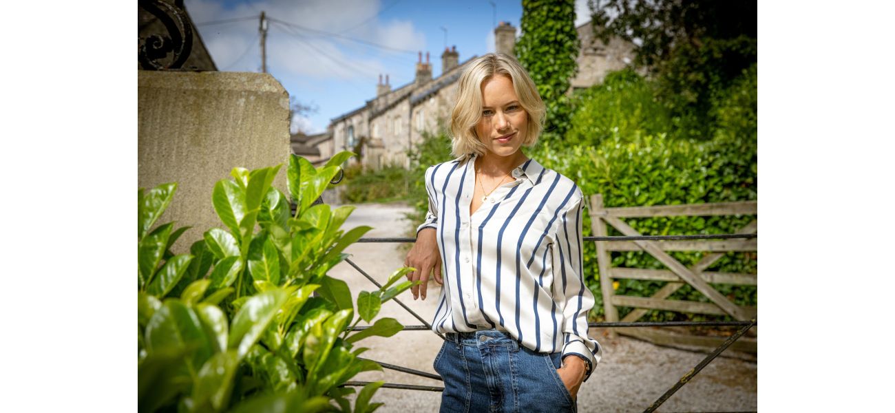 New Emmerdale actor shares details on Steph's romantic interest with a steamy dynamic.