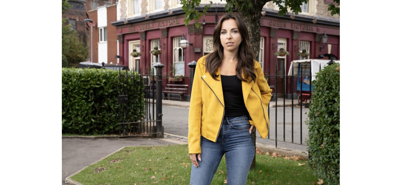 EastEnders veteran drops hints about upcoming Christmas and 40th anniversary events.