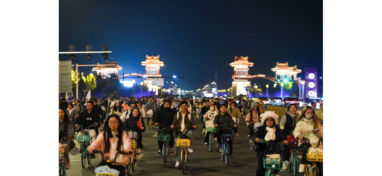 Thousands of students in China face consequences as police target late-night cycling.