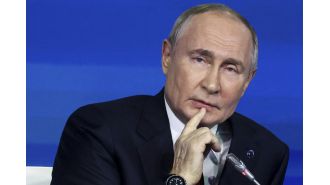 The Kremlin denies claims that Trump and Putin had a conversation.