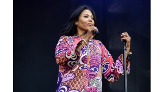 Famous music icon from the 2000s appears to be getting younger, almost two decades after their first major hit.