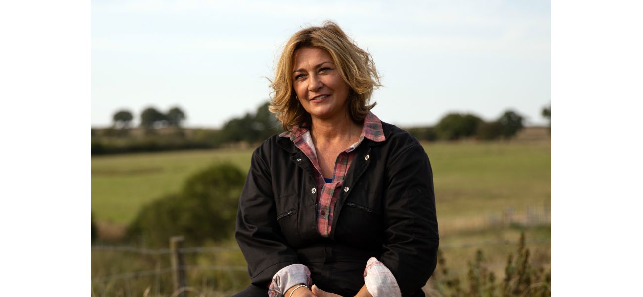 Actress Natalie J Robb from Emmerdale has a positive announcement amid a difficult family tragedy.