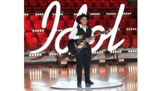 Young contestant of popular talent show weds expectant partner.