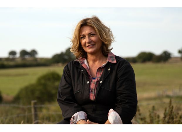 Actress Natalie J Robb from Emmerdale has a positive announcement amid a difficult family tragedy.