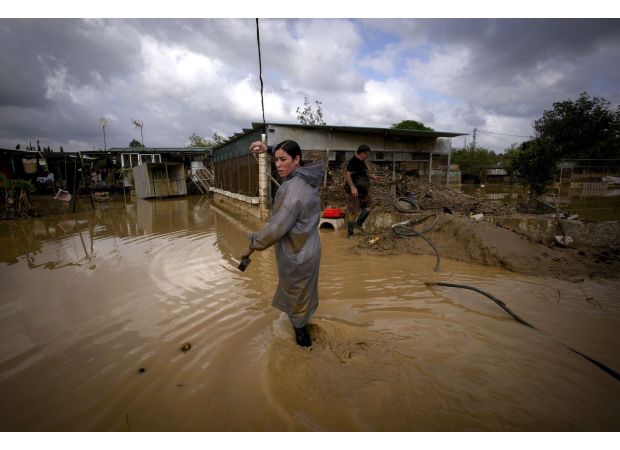 Thousands forced to leave popular vacation spot in Spain due to concerns of potential severe flooding.