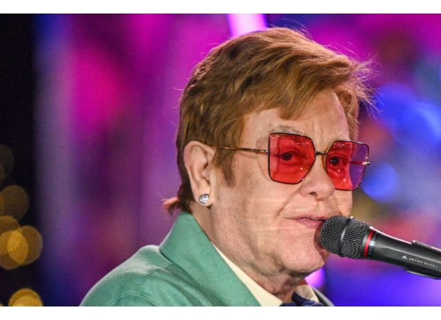 The legendary singer Elton John, aged 77, shares his ideal last meal after changing his eating habits.
