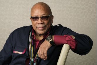 Legendary music producer Quincy Jones' cause of death has been revealed after he passed away at the age of 91.