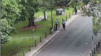 Police responded to a report of a man firing a fake gun at the NSW parliament building.