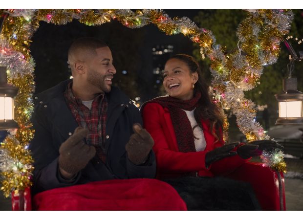 A famous 2000s singer with timeless beauty is the lead in Netflix's top holiday film.