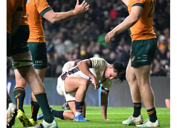 England must change up tactics to end losing streak to South Africa.