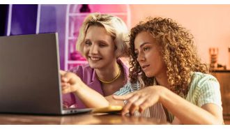 Virgin Media O2 has revealed huge discounts for Black Friday, with savings of up to £900 on smartphones.