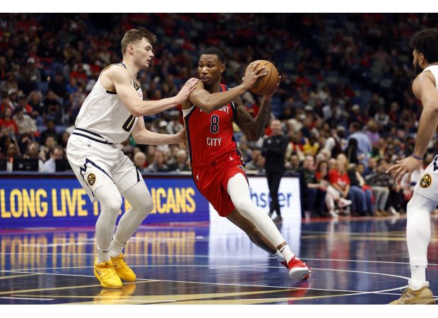 Nuggets lose to Pelicans in NBA Cup without Jokic or Malone.