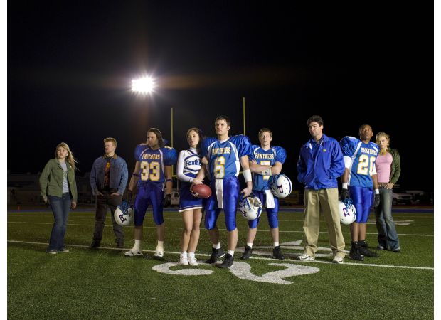 Fans of a 2000s TV show criticize the recent reboot 13 years after the series ended.