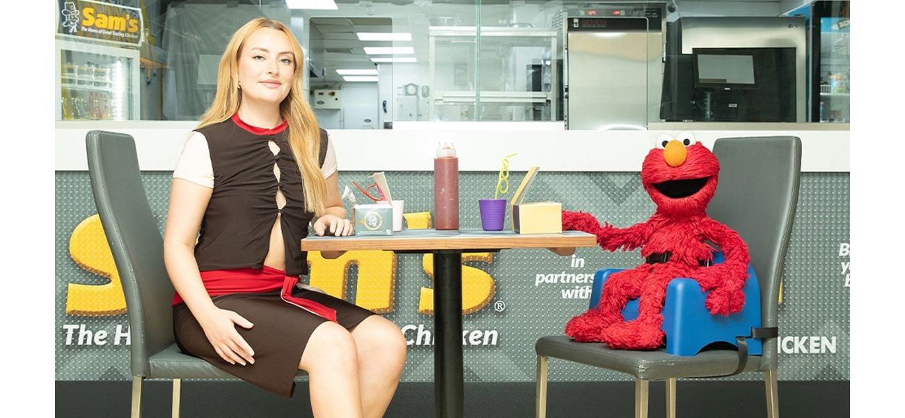 Amelia Dimoldenberg tells Andrew Garfield about her experience going on a date with Elmo.
