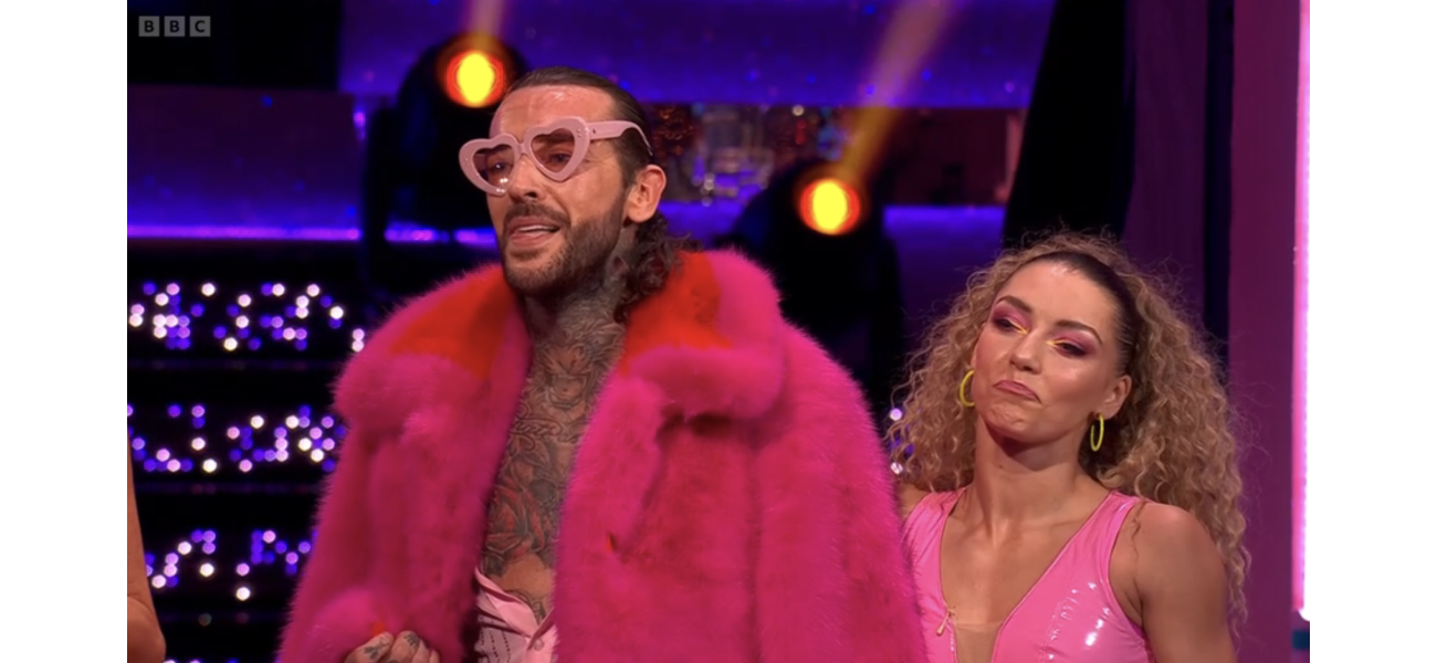 Fans of Strictly are angry after a celebrity is unfairly embarrassed with a painfully awkward dance routine.