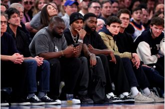 Upset Man Utd supporter criticizes Marcus Rashford for going to New York Knicks match.