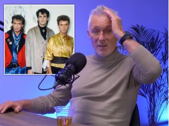 An 80s pop star worries about having only 10 years to live.