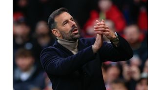 After leaving Manchester United, Ruud van Nistelrooy turned down offers that were made public.