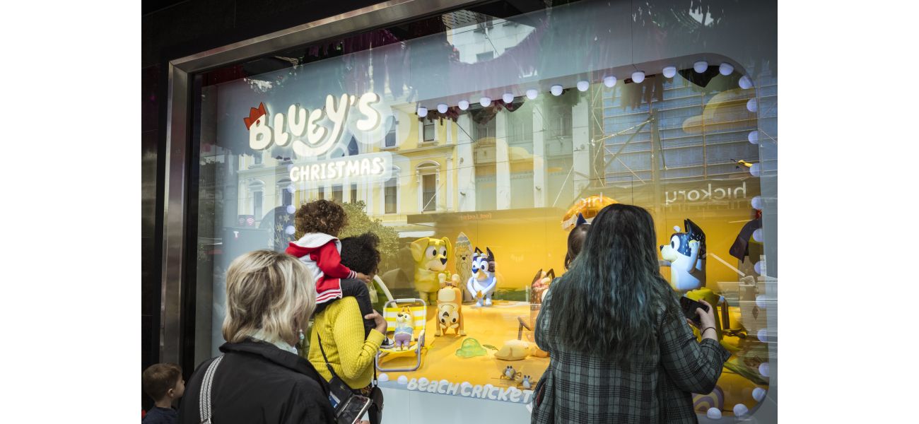 Police increase safety measures for peaceful debut of Myer's Christmas display.