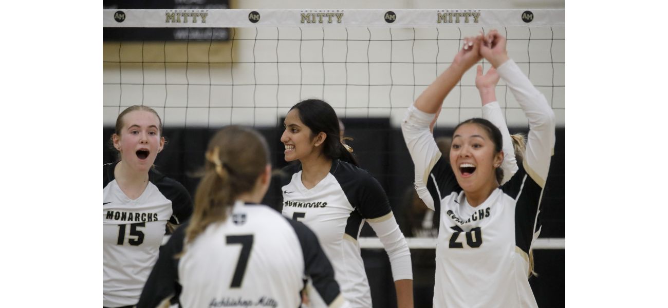 Archbishop Mitty wins against Rocklin in NorCal Open volleyball semis, welcoming former coach Bret Almazan-Cezar.