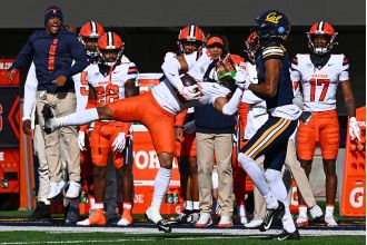 The Cal Bears were defeated at home by Syracuse, losing 33-25.