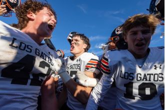Los Gatos defeats Serra, ending their unbeaten streak since 2018 and bringing back memories of 2014.