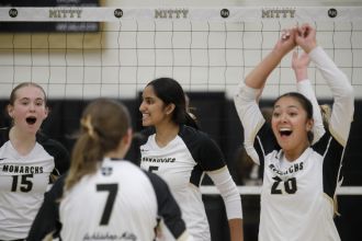 Archbishop Mitty wins against Rocklin in NorCal Open volleyball semis, welcoming former coach Bret Almazan-Cezar.