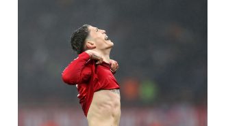 Legendary Premier League player criticizes Manchester United player, saying that football is not the right sport for them.