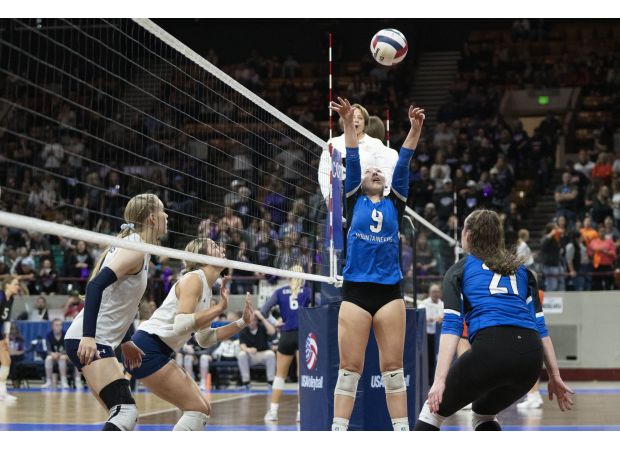 Village Mountaineers make a surprising comeback to defeat Platte Valley and win the Class 3A volleyball championship.