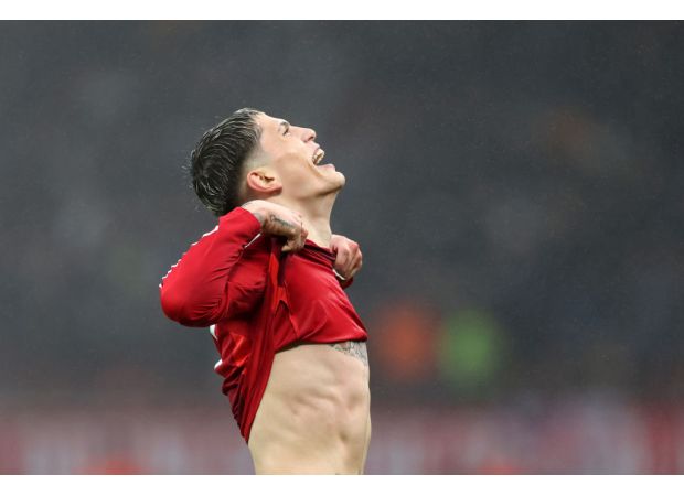 Legendary Premier League player criticizes Manchester United player, saying that football is not the right sport for them.