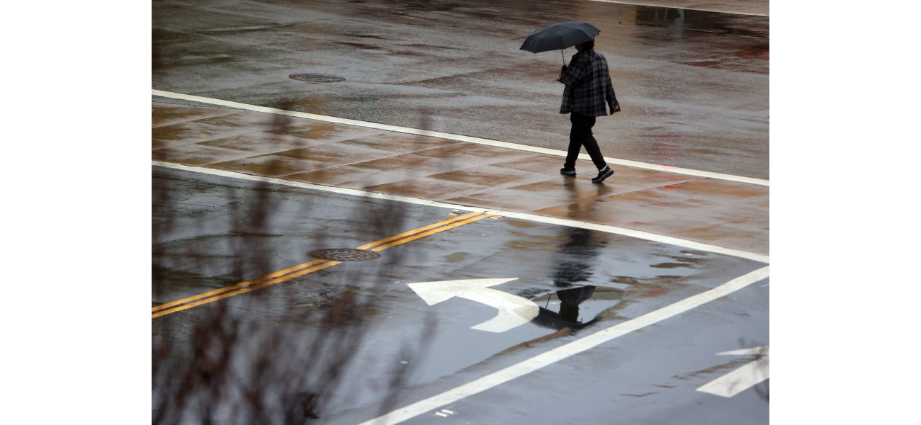 Expect chilly mornings and upcoming rain in the Bay Area.