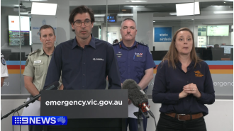 More people required to leave western Victoria due to ongoing uncontrolled fires.